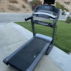 Treadmill 