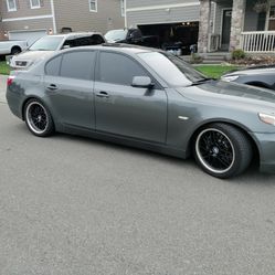 2004 BMW 545i