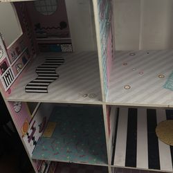 Doll house with toys added