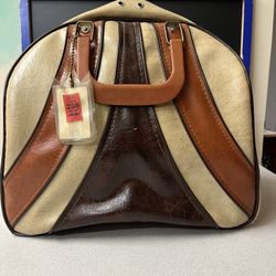 Brunswick Two-tone Bowling Bag With Rack