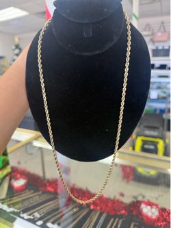 10k Necklace