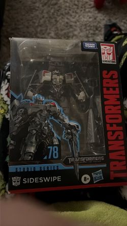 Sideswipe figure
