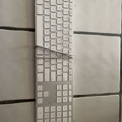 Apple Magic Keyboard with Numeric Keypad
