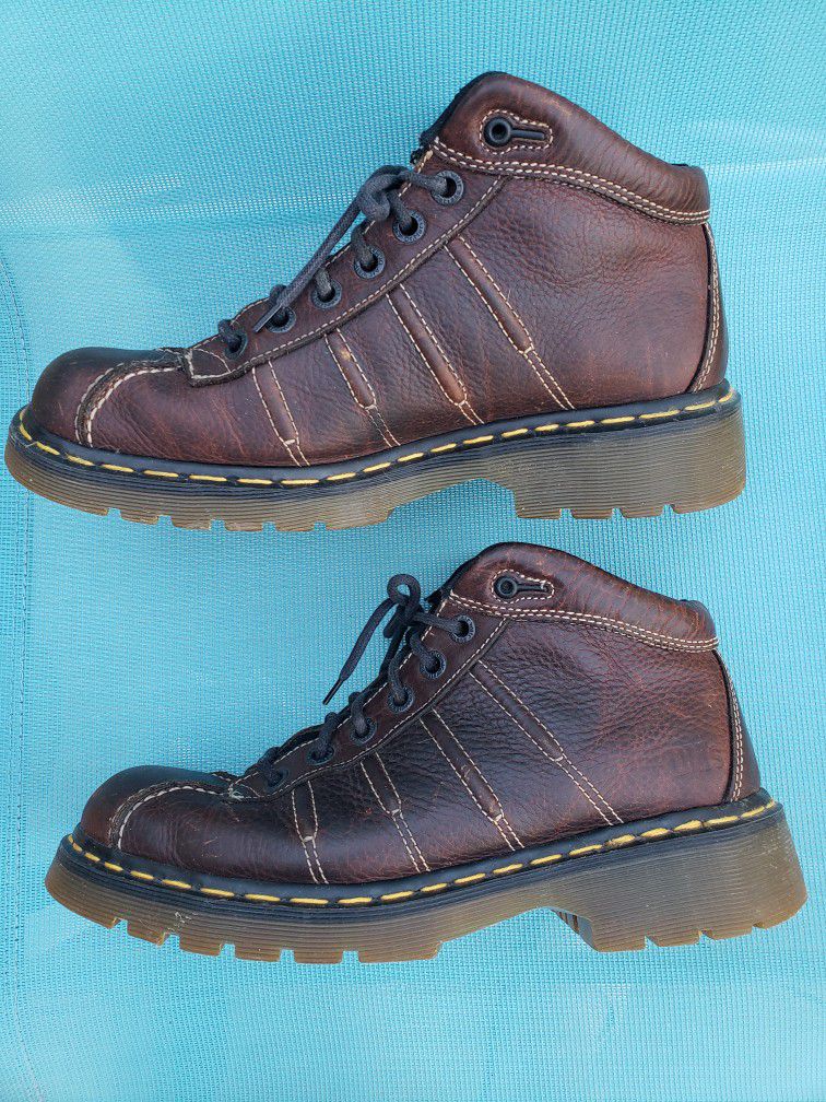 MEN'S WORK BOOTS HEAVY DUTY GENUINE LEATHER DR.MARTENS SIZE 9