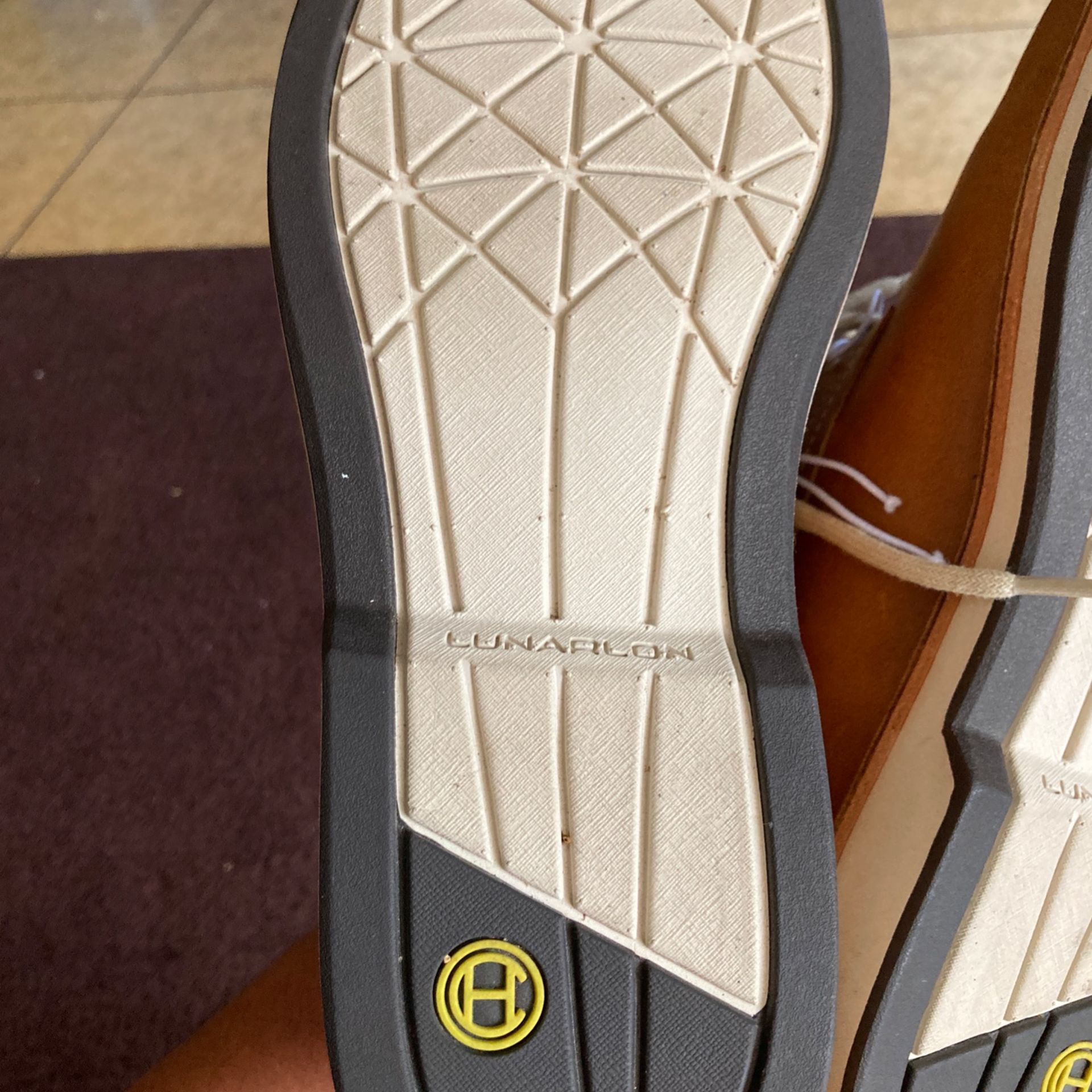 LV Sandals Size 40 , 8 Men for Sale in Buena Park, CA - OfferUp