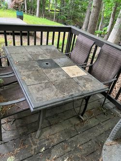 Outdoor table and Chairs