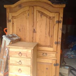 Armoire & Chest set
