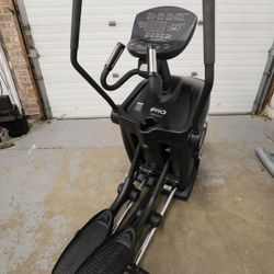 Used Octane Fitness Pro 350 R04087 Elliptical