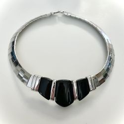 Napier Silver Plated Choker Style Necklace.  Vintage. 