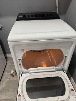 Whirlpool washer and Dryer