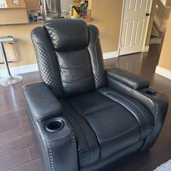 Black Leather Power Recliner Chair 