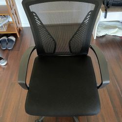 Black Mesh Office Chair Very Comfortable 