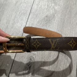 Luis Vuitton Belt 
