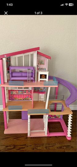 Barbie Dream House 
