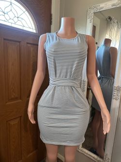 Dress -L-