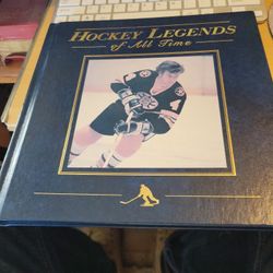 Hockey Legends Of All  Hard Cover Book Orr, Howe, Gretzky 