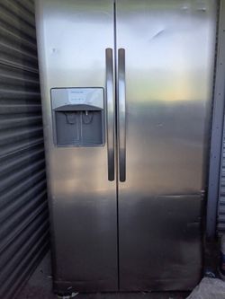 Frigidaire Side-by-Side