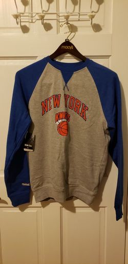 New York Knicks Sweater Female Size S