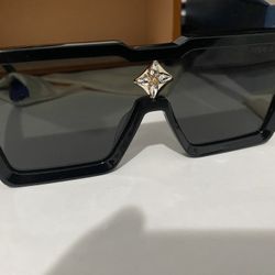 LV Cyclone Sunglasses