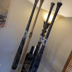 Baseball Wood Bats 33”  Maple New