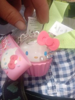 Hello kitty keychain