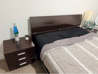 Modern Dark Wood Platform Bed with Matching Nightstand – Sleek Contemporary Set