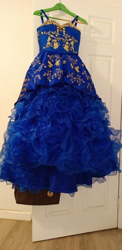 Vestido Sais 8 Tiene Corset Limpio Con Una Sola Puesta