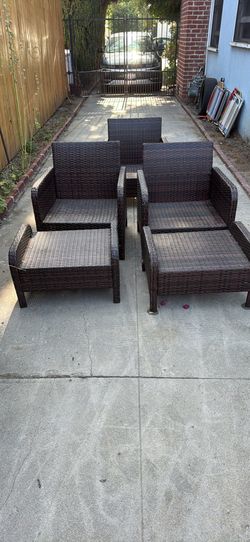 Patio  furniture (no cushions)