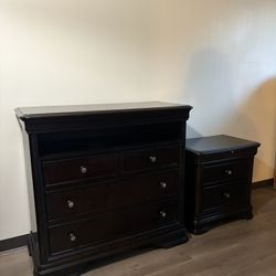 Dresser With Night Stand 