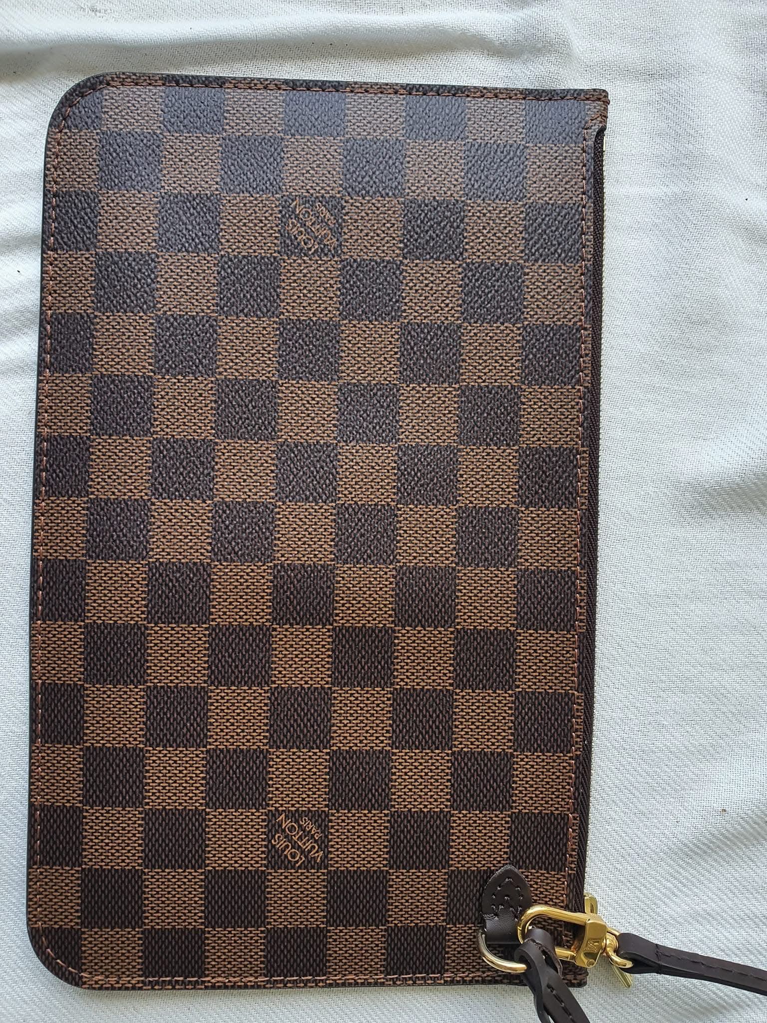 Neverfull Pouch Ebene