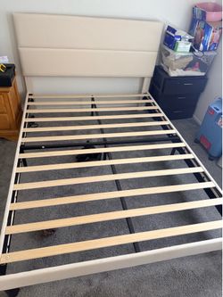 Queen bed + matrice