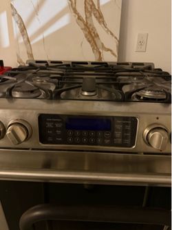 GE gas range oven