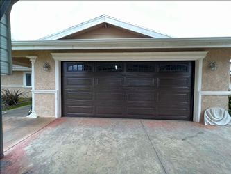Garage Doors 🚪