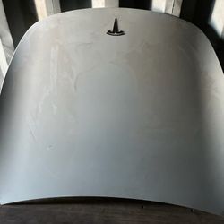 Tesla OEM Model Y Hood As Well As All Kinds Of Other Tesla 3 & Y Parts... Excellent Condition!!!