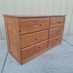 Kids Room Small Dresser (($160 FIRM))