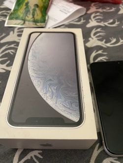 iPhone XR 200 screen is broken costs 200 to fix unlocked my personal old phone