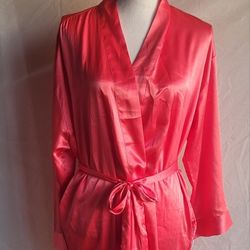 Victoria’s Secret PEACH  Short Kimono Satin Robe Belted With  Pockets ONE SIZE