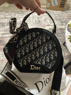 Crossbody bag