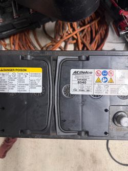 ACDELCO battery