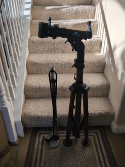BikeHand 3-Leg  Stand & Serfas Floor Pump