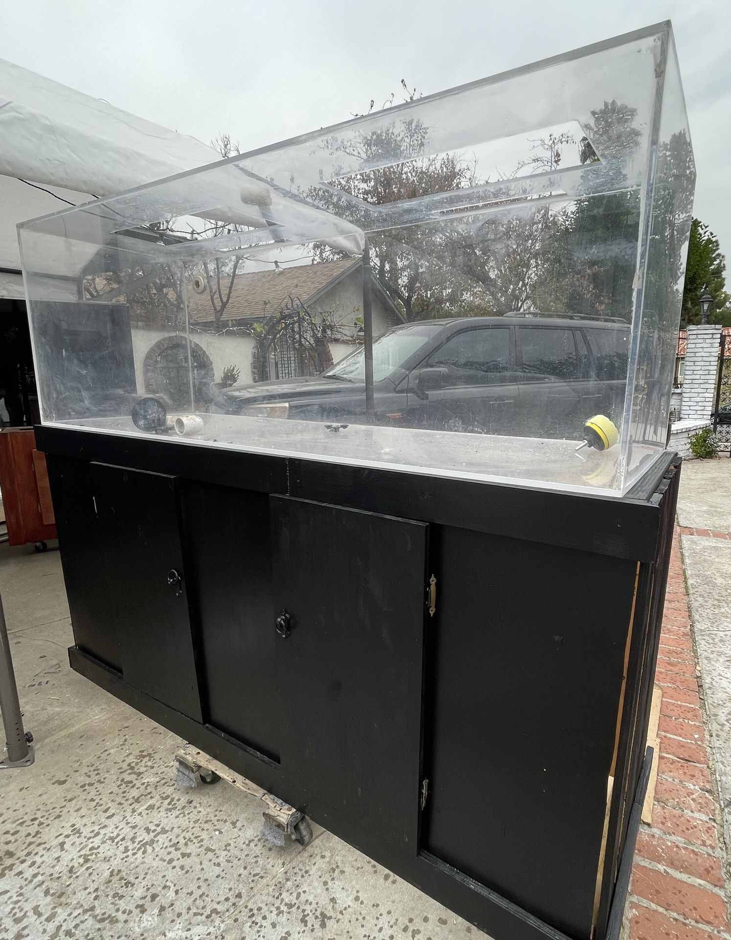 200 Gallon Acrylic Aquarium Fish Tank