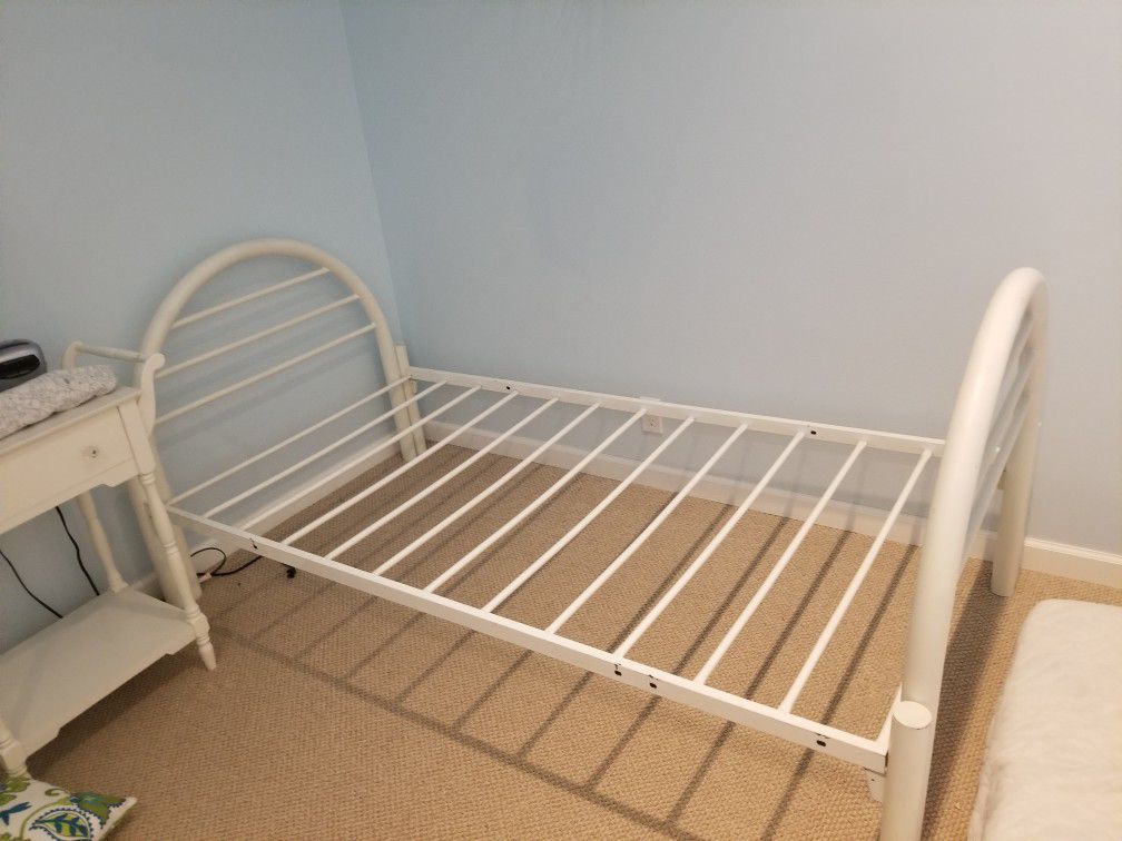 Set of twin bed frames