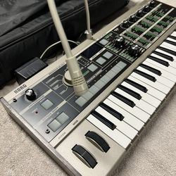 Micro KORG Synthesizer/Vocoder