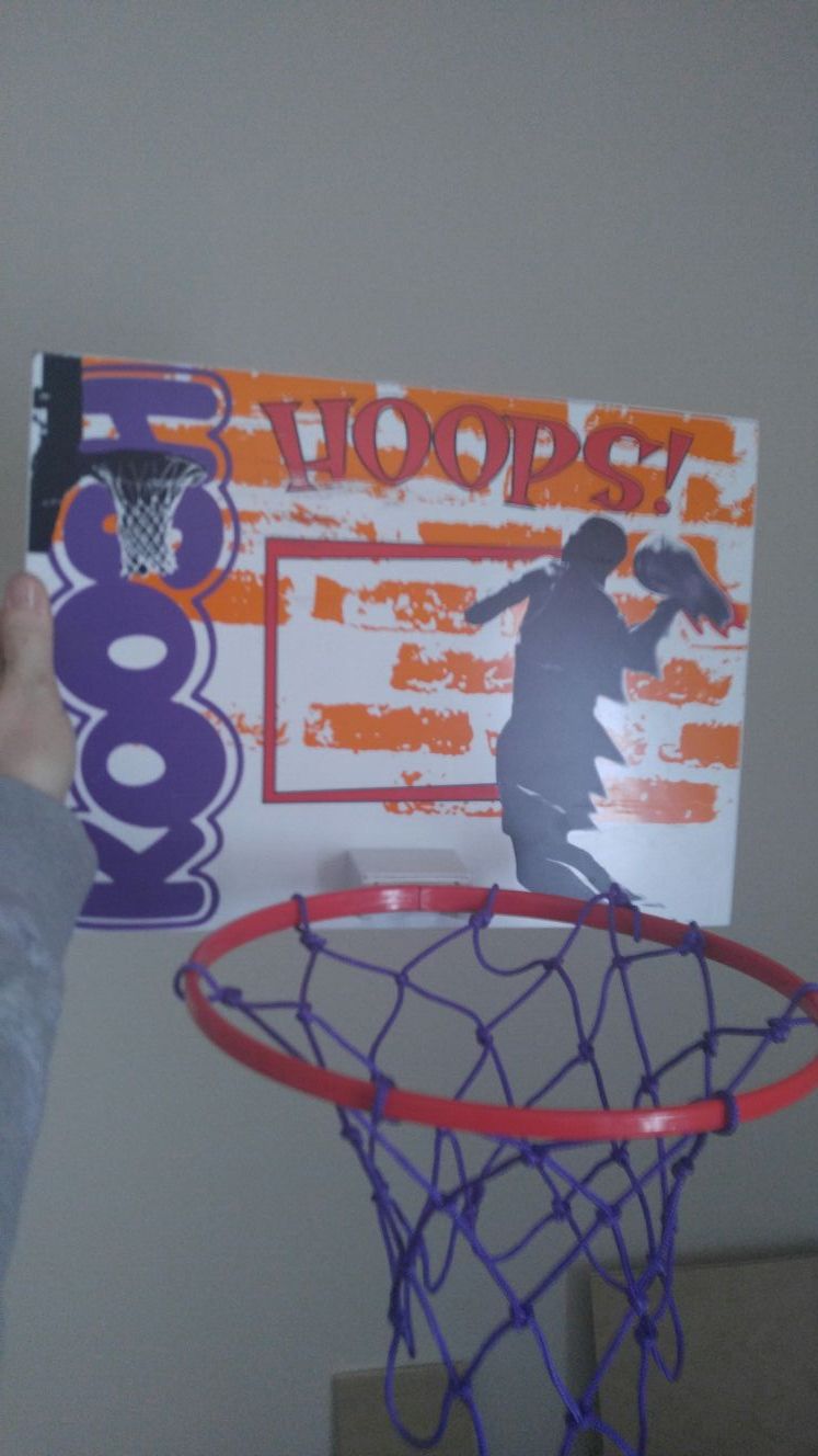 Koosh hoop