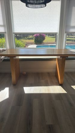 Kitchen table