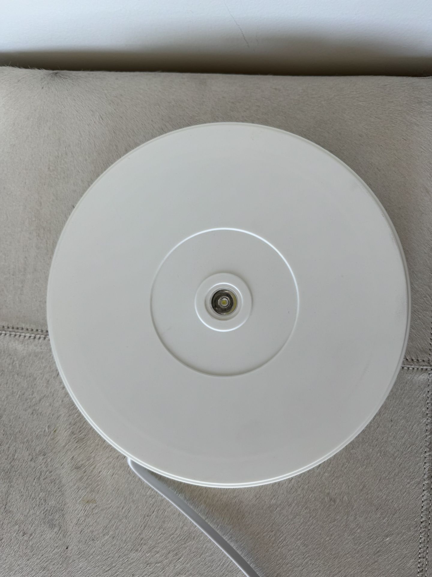 Rotating Lit Art Stand