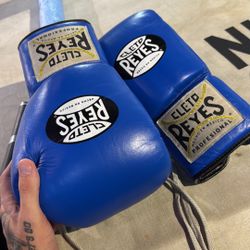 Cleto Reyes Boxing Gloves 16oz