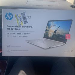 BRAND NEW HP TOUCHSCREEN LAPTOP