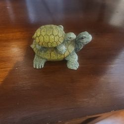 Figurine