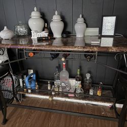 Bar Table With 2 Stools 